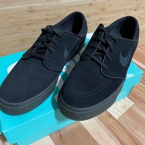 Nike Men's Zoom Stefan Janoski